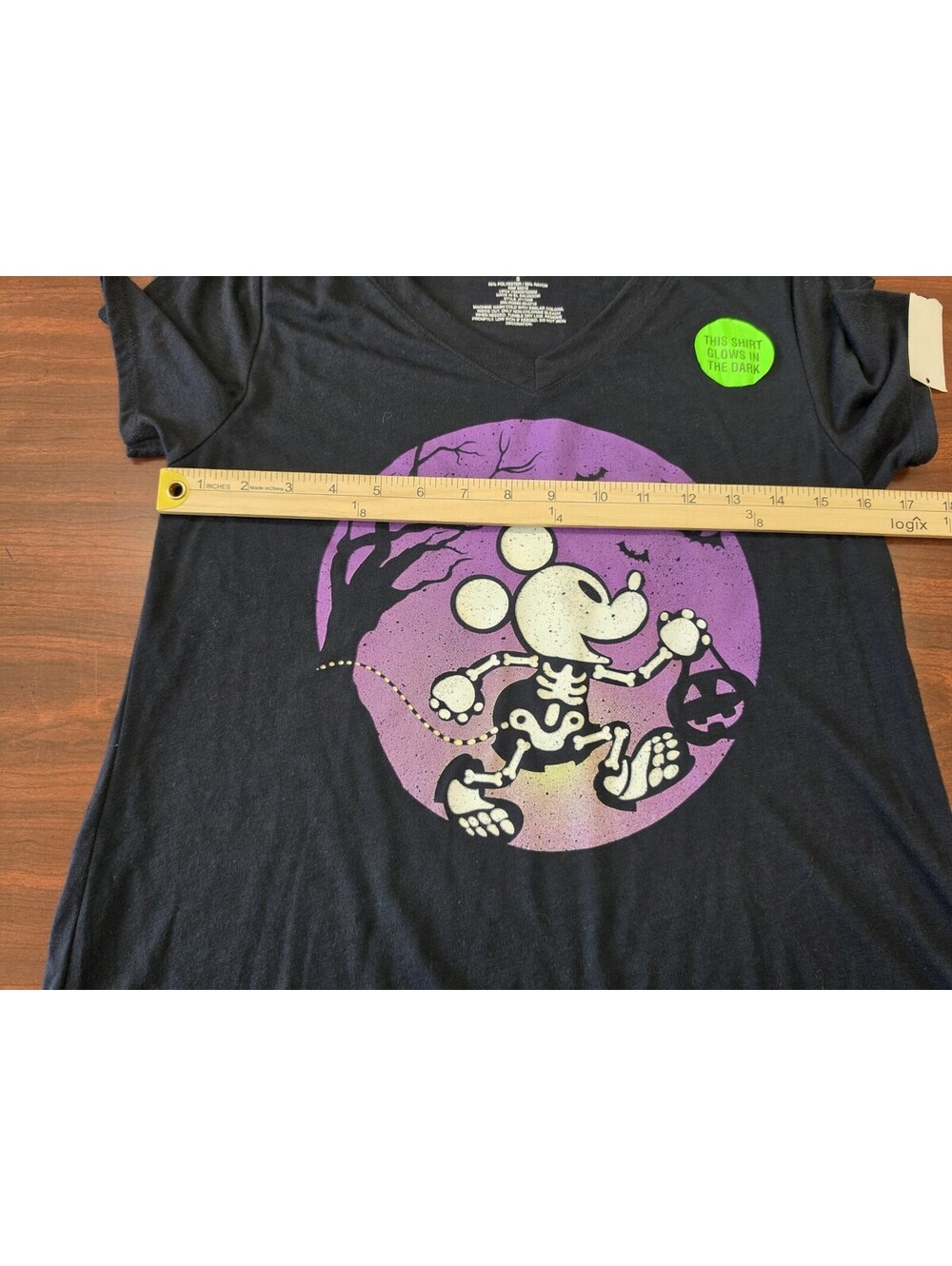 NWT Disney Mickey Mouse Skeleton Halloween Glow in The Dark V Neck T Shirt Women - Picture 4 of 5